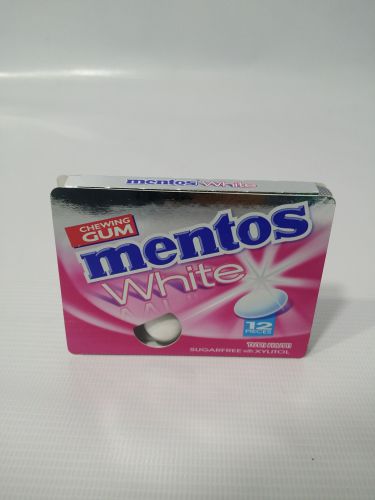 علكة منتوس توتي فروتي شريط 12 قطعه